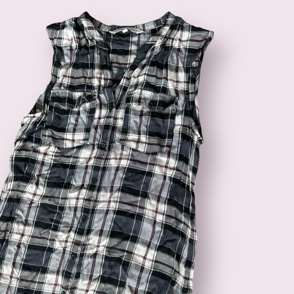 Women’s Cupcakes & Cashmere Plaid Tunic Length Tank Top Blouse Size Medium - Picture 3 of 8